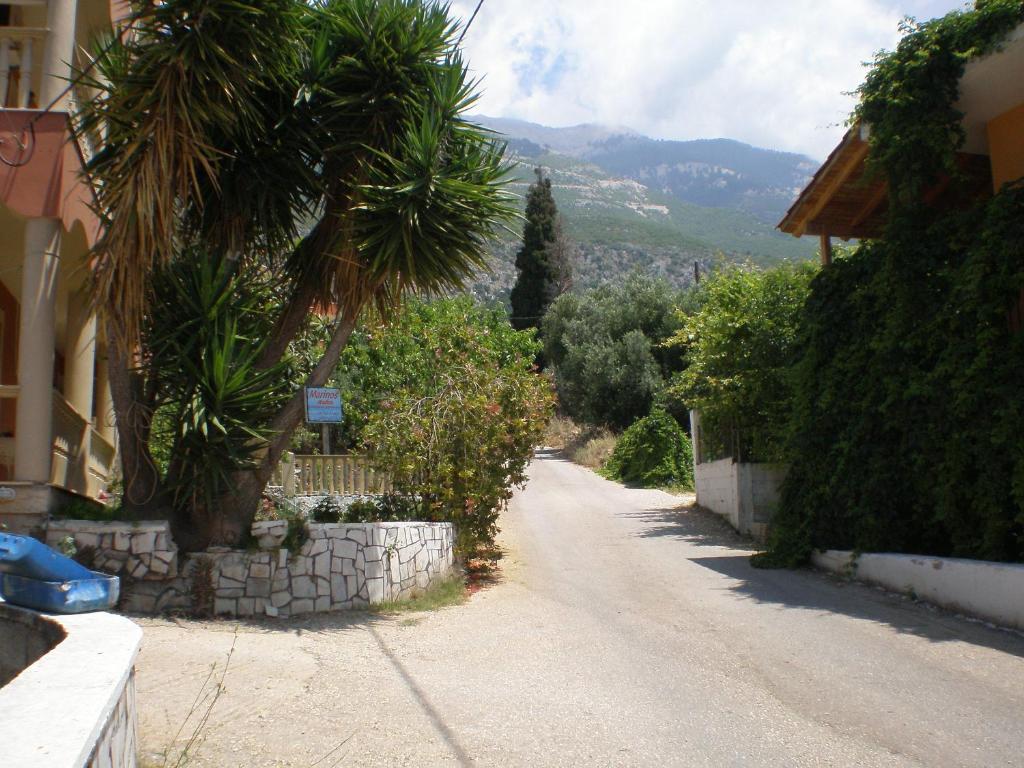 Marinos Studios At Lourdata Village Exterior photo