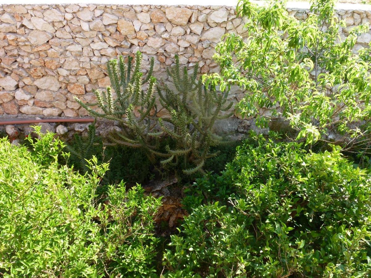 Marinos Studios At Lourdata Village Exterior photo